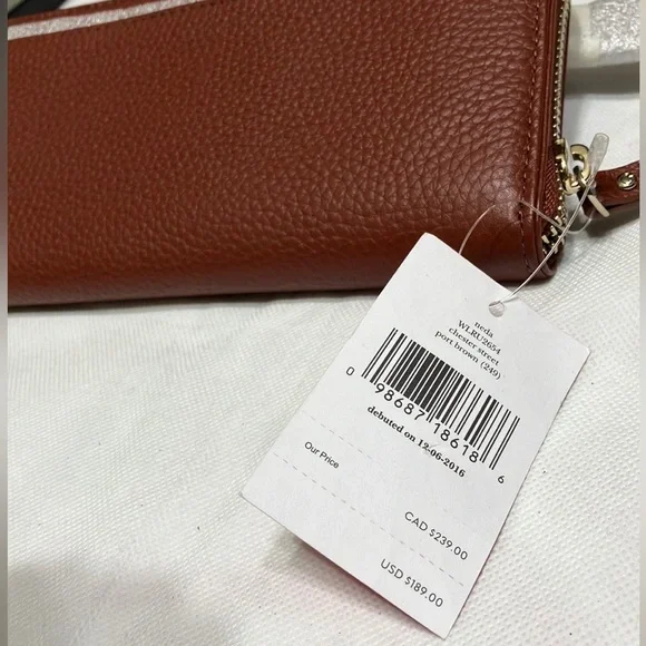 Kate Spade Neda Chester Street Wallet